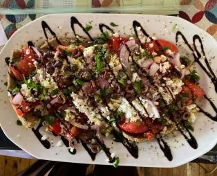 Ταβέρνα «Φέρ' Ειπείν»: Για σπιτικές γεύσεις στο Ναύπλιο