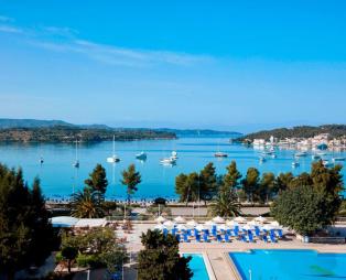 AKS Porto Heli Hotel