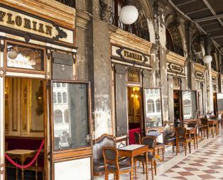 Το παλαιότερο cafe της Ευρώπης έκλεισε 300 χρόνια ζωής (pics)