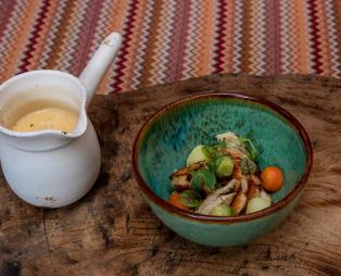 Skala: Το εστιατόριο που ανεβάζει τον γευστικό πήχη στην Αράχωβα