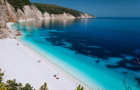 10 ονειρεμένες παραλίες στα ελληνικά νησιά