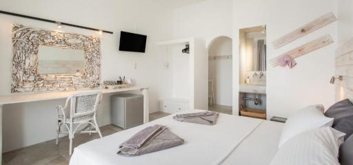 Irini Rooms